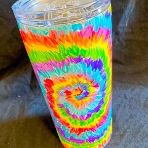 Tie-dyed tumblers